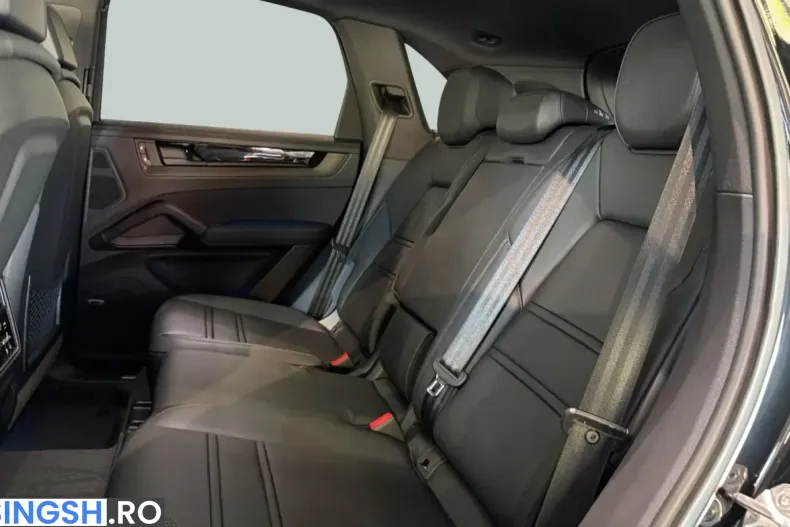 Porsche Cayenne din 2026 cu 9.900 km - oferta POR253582 - foto 12