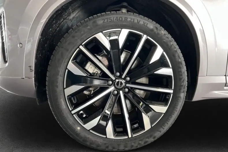 Volvo XC90 din 2025 cu 11.181 km - oferta VOL253587 - foto 7