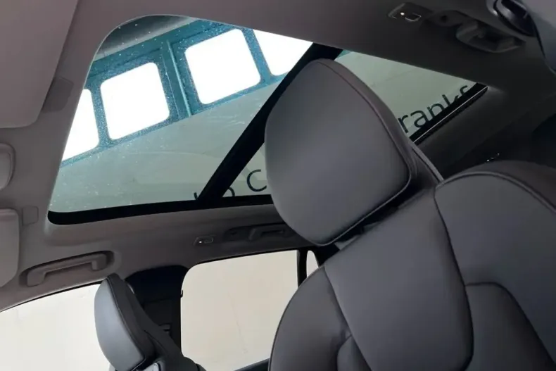 Volvo XC90 din 2025 cu 11.181 km - oferta VOL253587 - foto 20