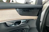Volvo XC90 din 2025 cu 11.181 km - oferta VOL253587 - foto 31