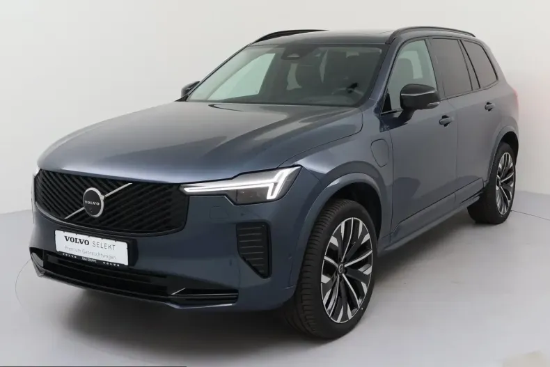 Volvo XC90 din 2025 cu 15.653 km - oferta VOL253589 - foto 1