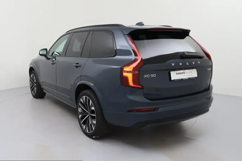 Volvo XC90 din 2025 cu 15.653 km - oferta VOL253589 - foto 7