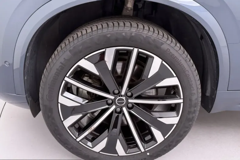 Volvo XC90 din 2025 cu 15.653 km - oferta VOL253589 - foto 9