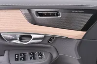 Volvo XC90 din 2025 cu 15.653 km - oferta VOL253589 - foto 13