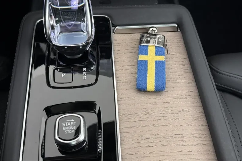 Volvo XC90 din 2025 cu 15.653 km - oferta VOL253589 - foto 39