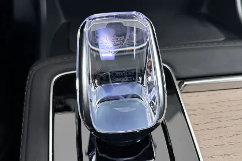 Volvo XC90 din 2025 cu 15.653 km - oferta VOL253589 - foto 42