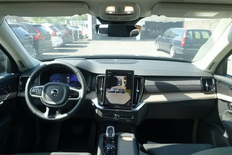 Volvo XC90 din 2025 cu 19.250 km - oferta VOL253591 - foto 11