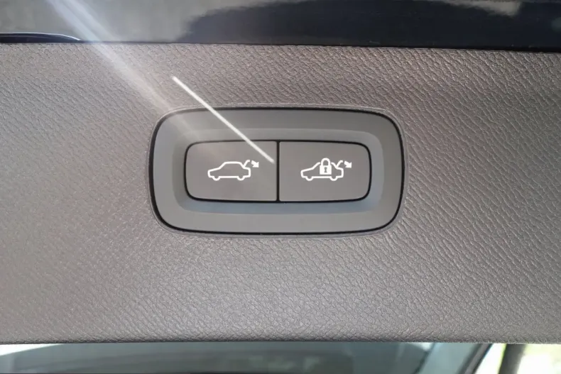 Volvo XC90 din 2025 cu 19.250 km - oferta VOL253591 - foto 27