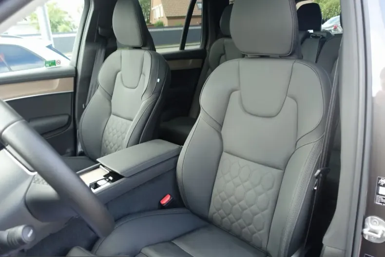 Volvo XC90 din 2025 cu 25.130 km - oferta VOL253593 - foto 11