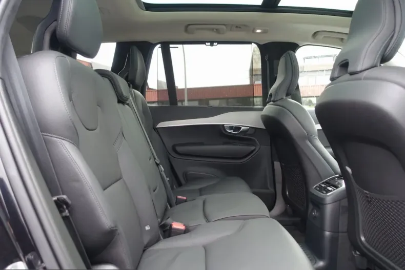 Volvo XC90 din 2025 cu 51.950 km - oferta VOL253596 - foto 9