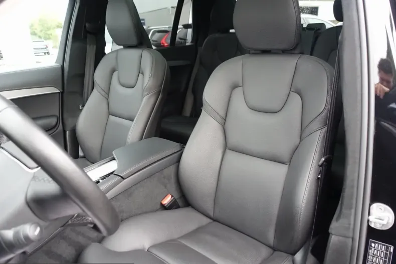 Volvo XC90 din 2025 cu 51.950 km - oferta VOL253596 - foto 11