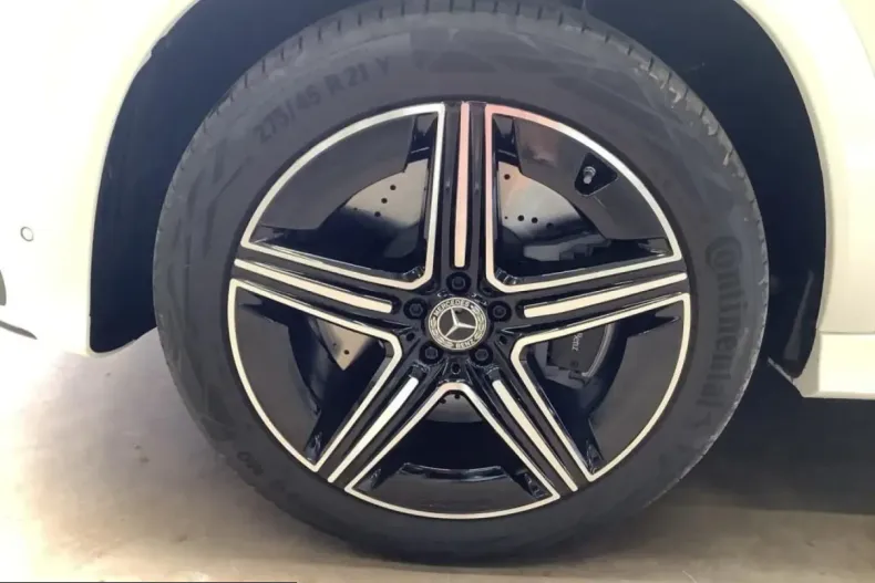 Mercedes-Benz GLE 450 (Clasa GLE) din 2025 cu 16.000 km - oferta MER253617 - foto 6