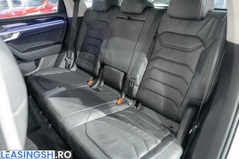 Volkswagen Touareg din 2021 cu 93.733 km - oferta VOL253624 - foto 22