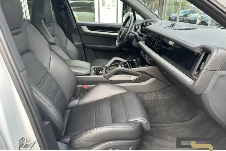 Porsche Cayenne din 2024 cu 20.906 km - oferta POR253638 - foto 15