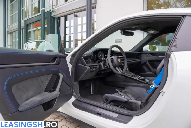 Porsche 992 din 2024 cu 16.796 km - oferta POR253640 - foto 9