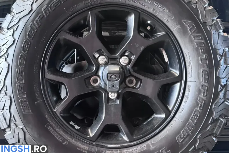 Jeep Wrangler din 2023 cu 36.453 km - oferta JEE253643 - foto 18