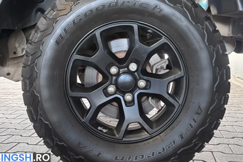 Jeep Wrangler din 2023 cu 36.453 km - oferta JEE253643 - foto 23
