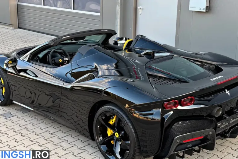 Ferrari SF90 Spider Nero DS din 2025 cu 166 km - oferta FER253644 - foto 4