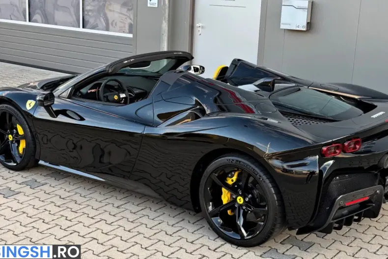 Ferrari SF90 Spider Nero DS din 2025 cu 166 km - oferta FER253644 - foto 6