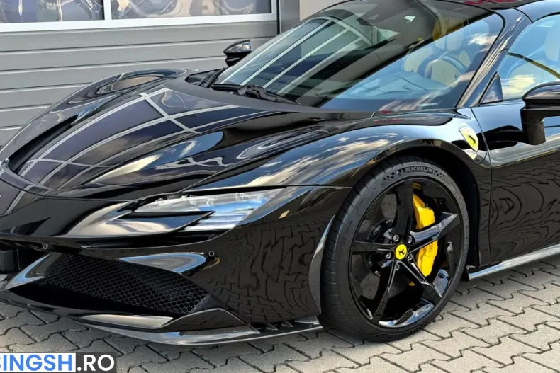 Ferrari SF90 Spider Nero DS din 2025 cu 166 km - oferta FER253644 - foto 23