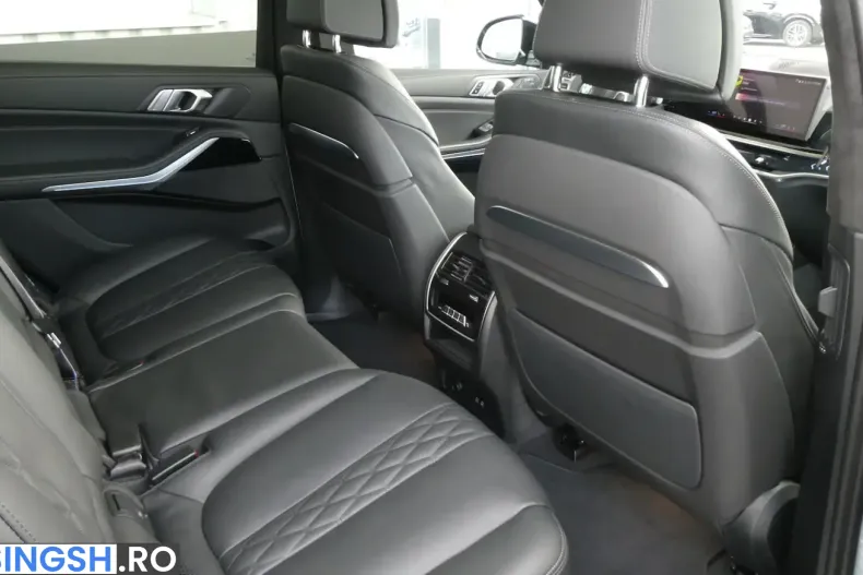 BMW X7 (Seria X) din 2025 cu 43.862 km - oferta BMW253645 - foto 7