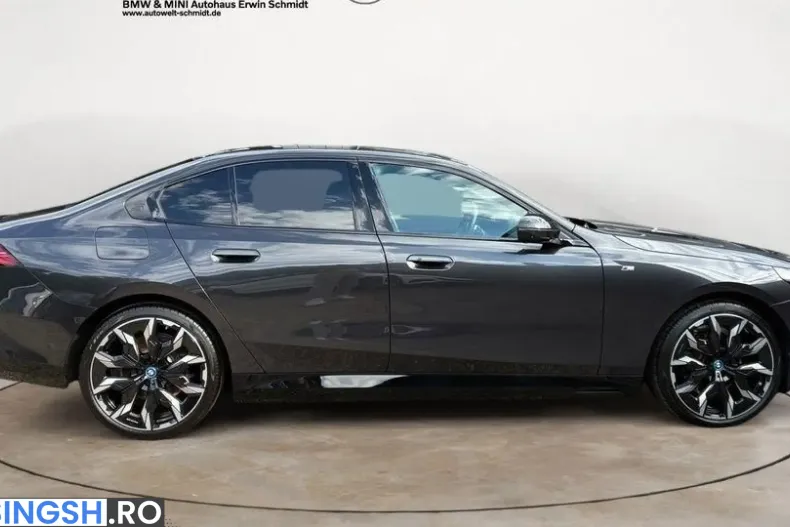 BMW 530 (Seria 5) din 2024 cu 9.224 km - oferta BMW253649 - foto 3