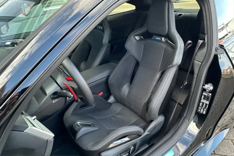 BMW M4 (Seria 4) din 2026 cu 4.072 km - oferta BMW253653 - foto 2