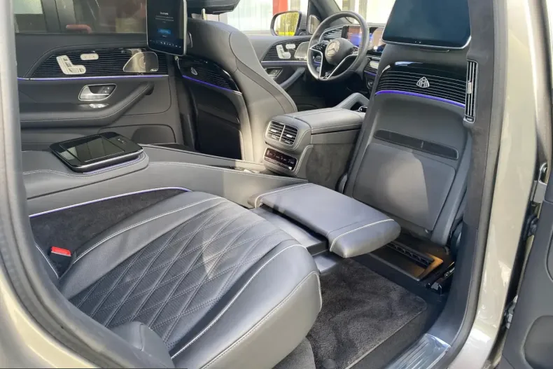 Mercedes-Benz GLS 600 (Clasa GLS) din 2024 cu 9.400 km - oferta MER253658 - foto 17