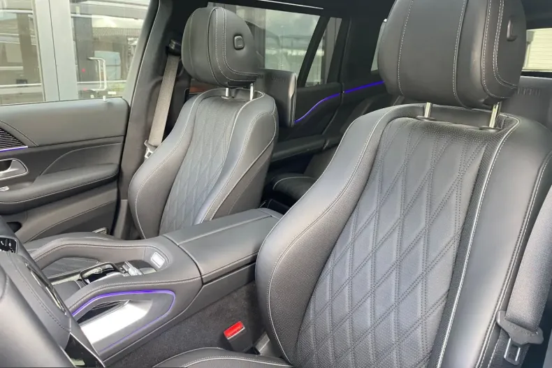 Mercedes-Benz GLS 600 (Clasa GLS) din 2024 cu 9.400 km - oferta MER253658 - foto 22