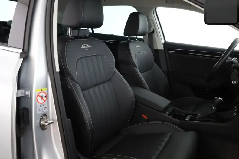 Skoda Superb din 2023 cu 50.000 km - oferta SKO253667 - foto 12