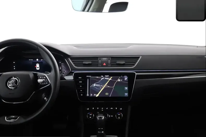Skoda Superb din 2023 cu 50.000 km - oferta SKO253667 - foto 18