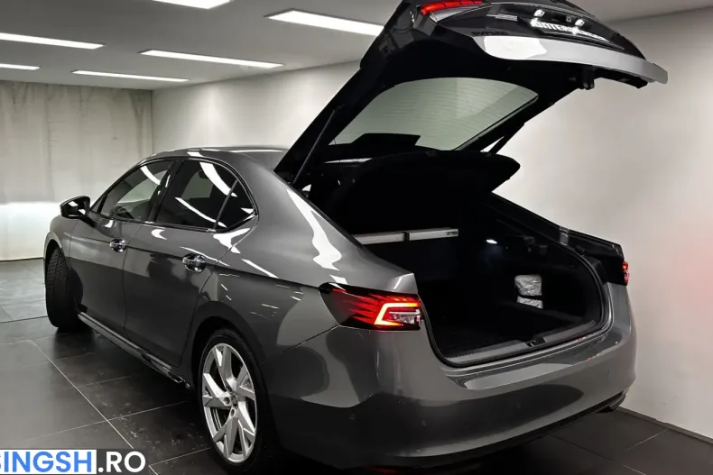 Skoda Superb din 2025 cu 9.988 km - oferta SKO253680 - foto 4