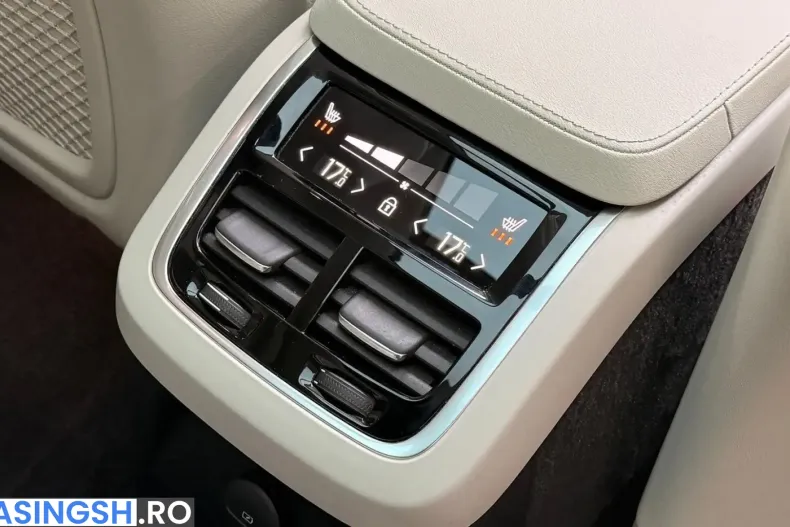 Volvo XC90 din 2024 cu 36.000 km - oferta VOL253682 - foto 28