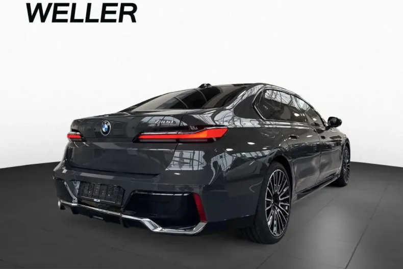 BMW 740 (Seria 7) din 2025 cu 25.887 km - oferta BMW253686 - foto 5