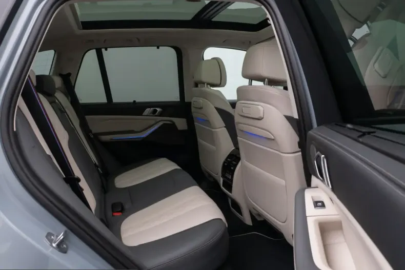 BMW X5 (Seria X) din 2023 cu 45.989 km - oferta BMW253687 - foto 25
