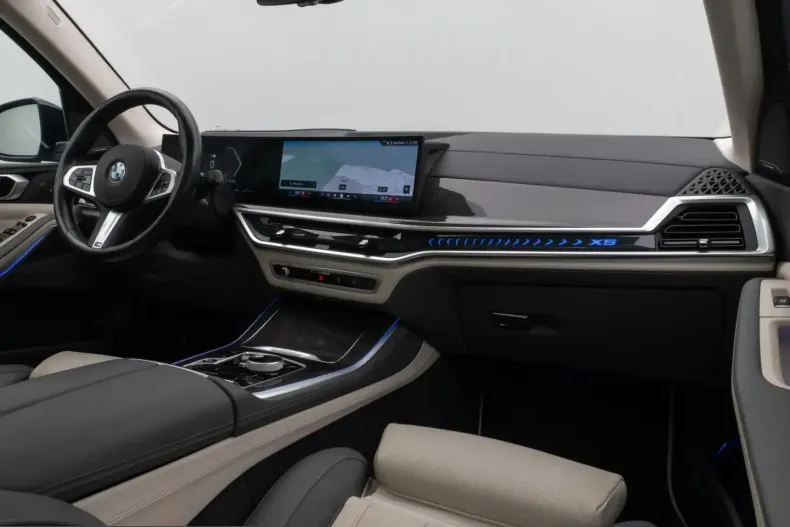 BMW X5 (Seria X) din 2023 cu 45.989 km - oferta BMW253687 - foto 40