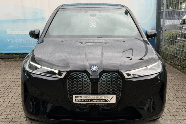 BMW iX din 2023 cu 42.530 km - oferta BMW253691 - foto 3