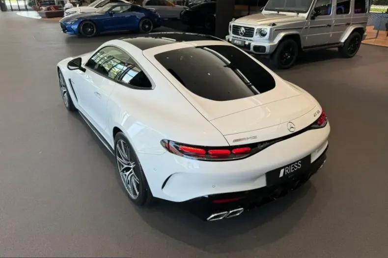 Mercedes-Benz AMG GT (Clasa GT) din 2025 cu 3.600 km - oferta MER253707 - foto 6