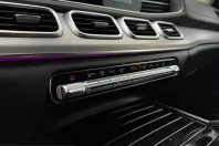 Mercedes-Benz GLE 350 350e 4Matic AMG Line din 2021 cu 110.139 km - oferta MER253711 - foto 3