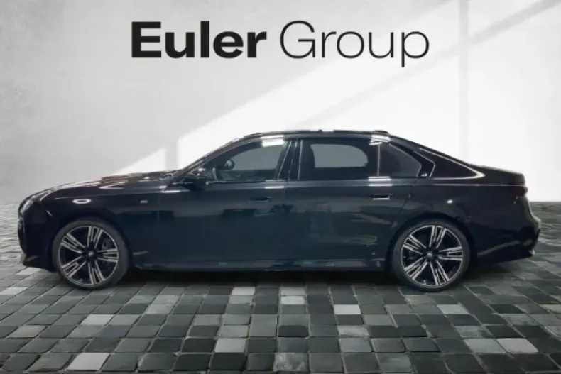 BMW 740 (Seria 7) din 2025 cu 5.313 km - oferta BMW253715 - foto 3
