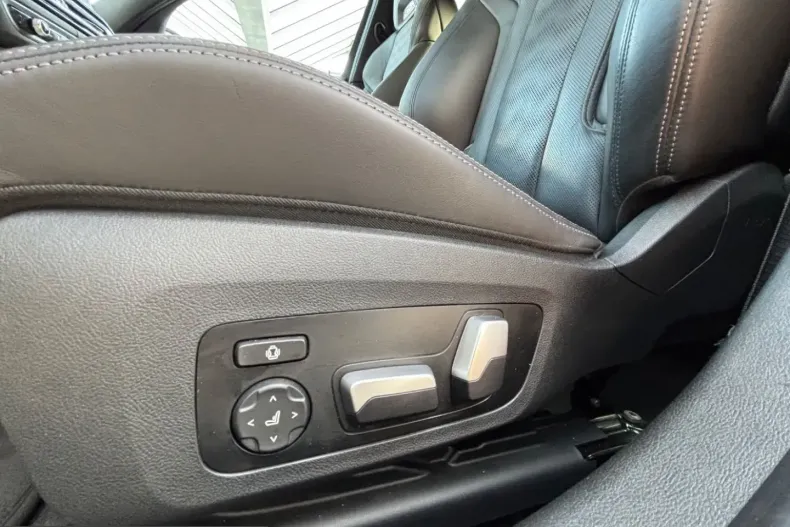 BMW M3 (Seria 3) din 2022 cu 48.695 km - oferta BMW253718 - foto 11