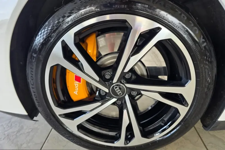 Audi e-tron GT din 2023 cu 139.500 km - oferta AUD253722 - foto 12
