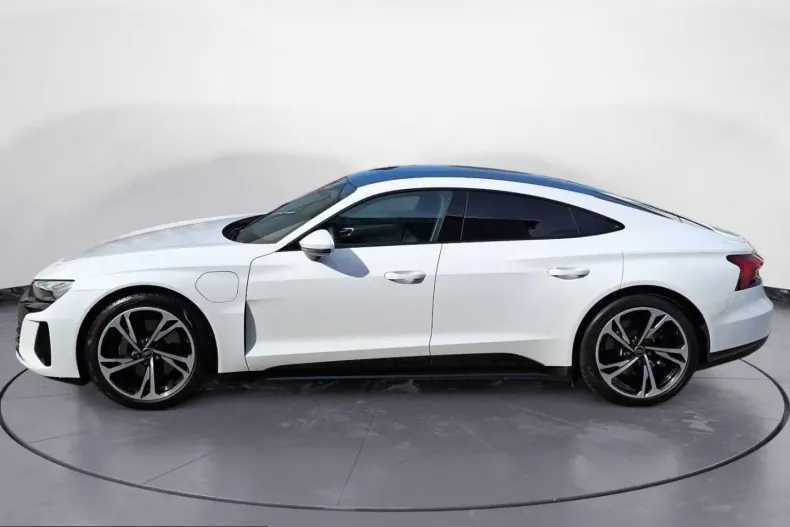 Audi e-tron GT din 2023 cu 127.793 km - oferta AUD253724 - foto 2