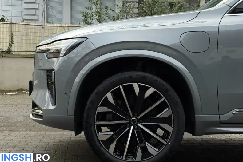 Volvo XC90 din 2026 cu 22.608 km - oferta VOL253727 - foto 9