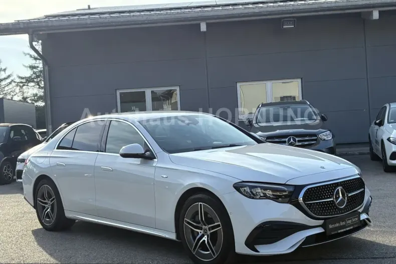 Mercedes-Benz E 300 (Clasa E) din 2025 cu 18.345 km - oferta MER253730 - foto 1