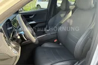 Mercedes-Benz E 300 (Clasa E) din 2025 cu 18.345 km - oferta MER253730 - foto 9