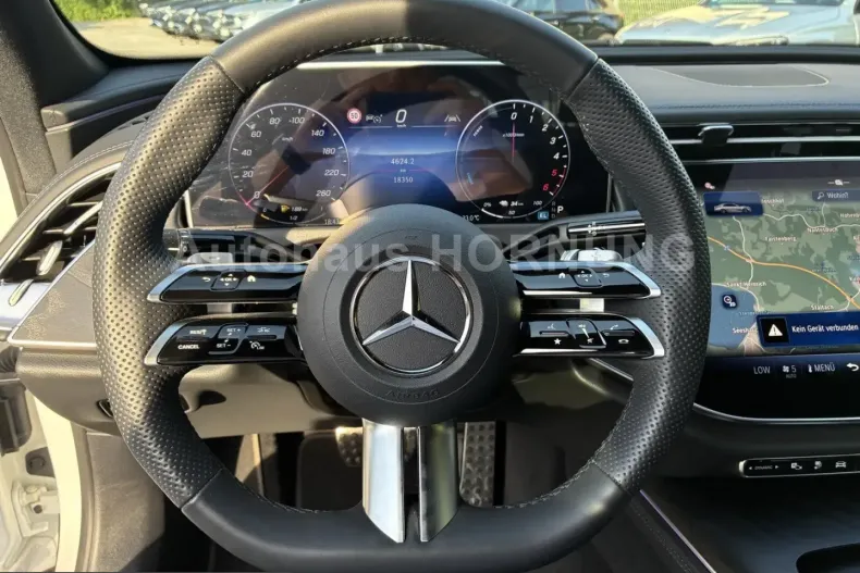 Mercedes-Benz E 300 (Clasa E) din 2025 cu 18.345 km - oferta MER253730 - foto 10