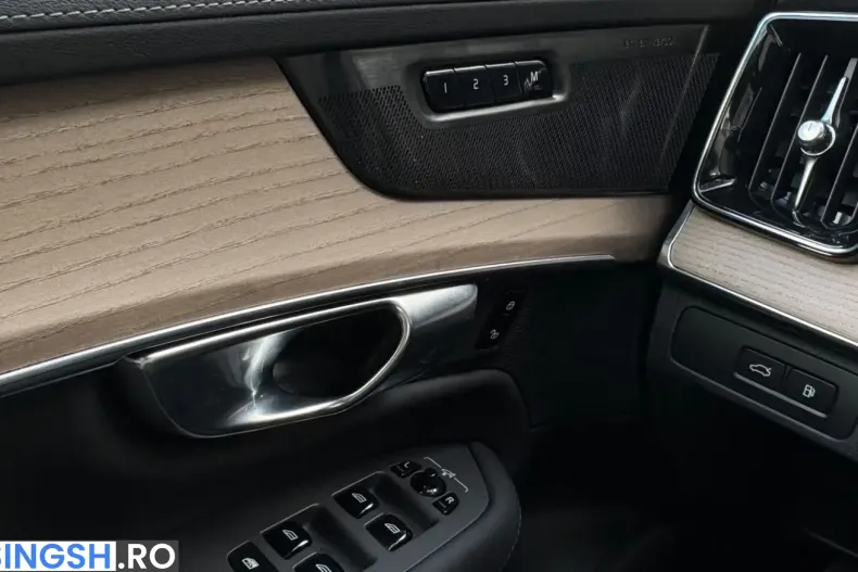 Volvo XC90 din 2026 cu 23.500 km - oferta VOL253732 - foto 15