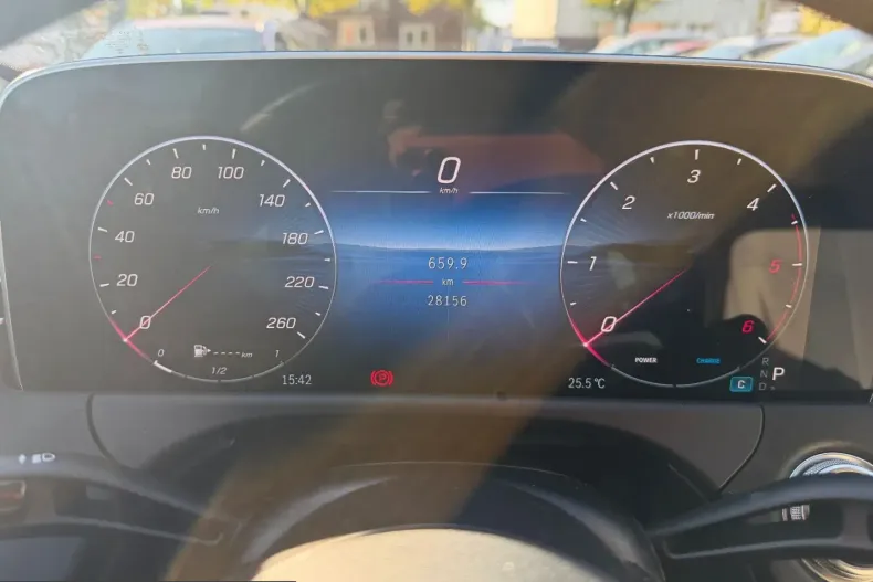 Mercedes-Benz E 220 (Clasa E) din 2025 cu 28.156 km - oferta MER253735 - foto 15