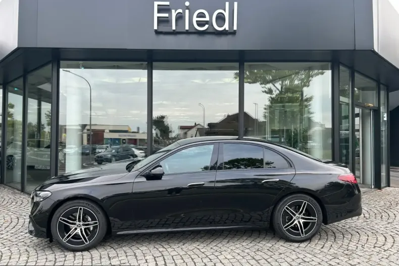 Mercedes-Benz E 200 (Clasa E) din 2024 cu 39.850 km - oferta MER253739 - foto 3
